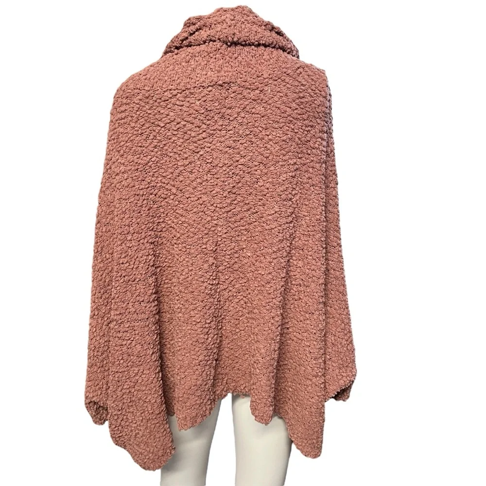 Hippie Rose NWT - Womens Oversized Poncho Sweater Sz. SM-XL